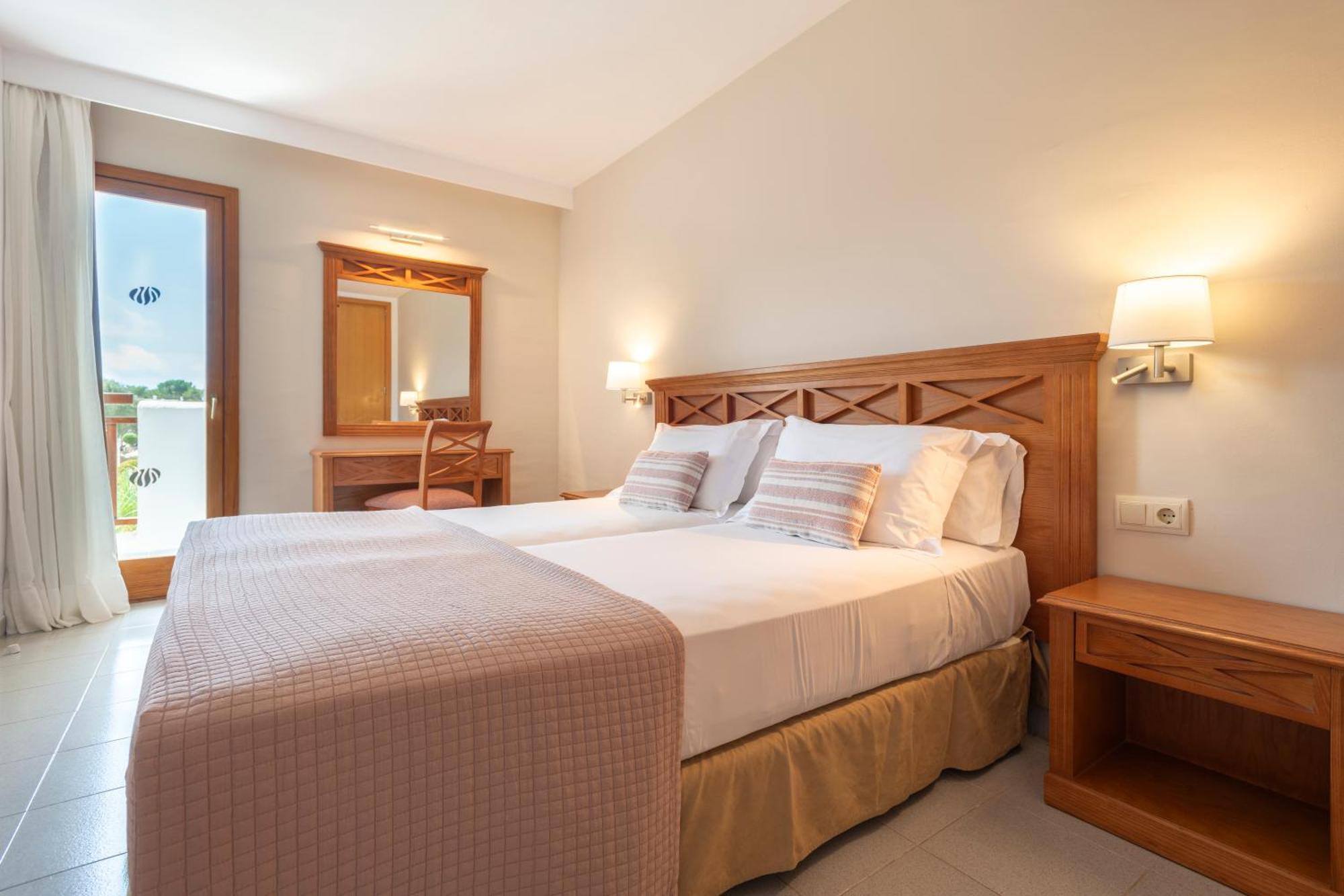 Inturotel Esmeralda Garden Cala D´Or Kültér fotó